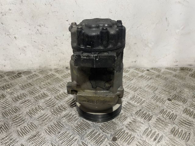 8200866440 RENAULT Compresor de aire acondicionado  comprar en Oviedo