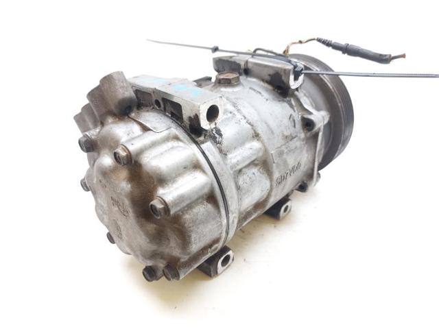 RENAULT 8200866441 Compresor de aire acondicionado  en stock Valencia