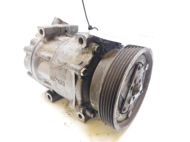 RENAULT 8200866441 Compresor de aire acondicionado  en stock Valencia