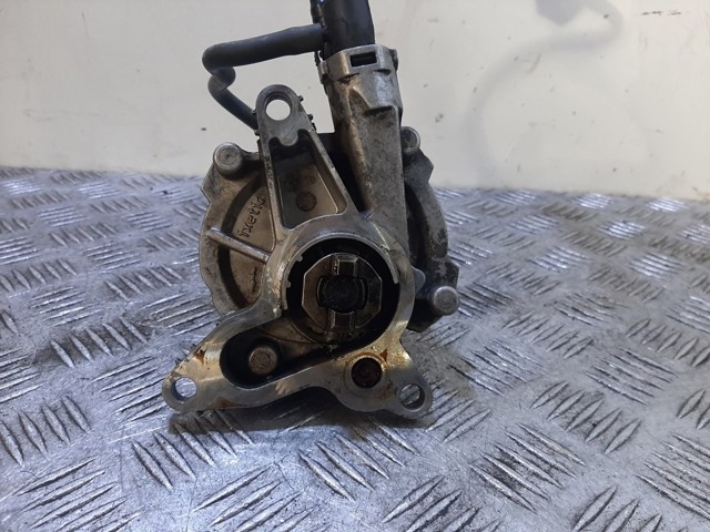 8200881338 Renault (RVI)