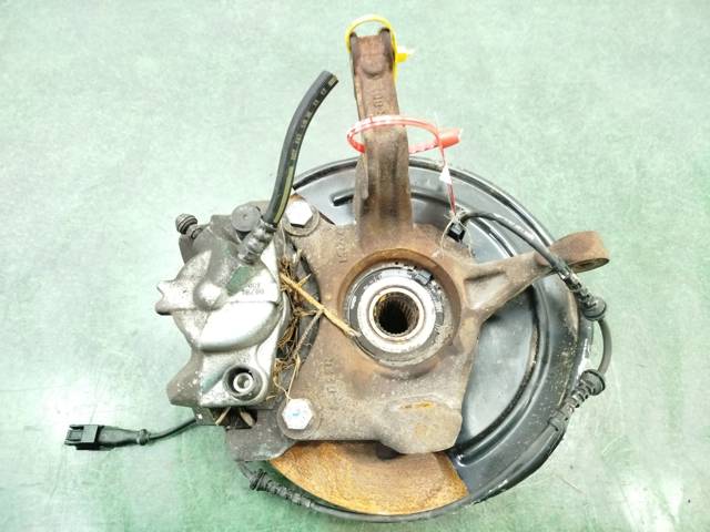 8200881829 RENAULT Mangueta delantera derecha comprar Bilbao