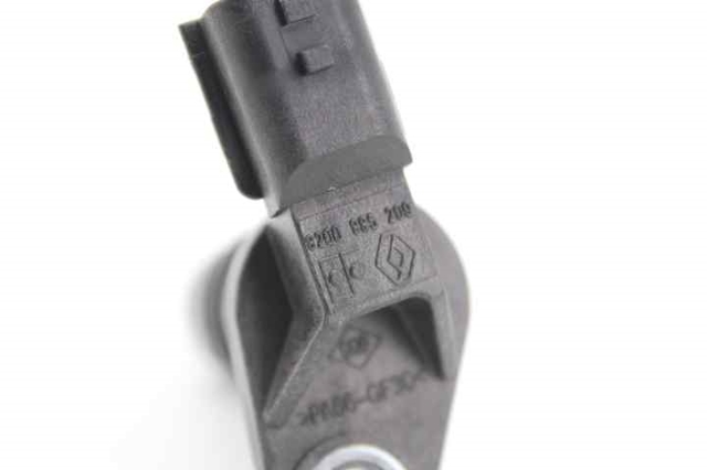 RENAULT 8200885209 Sensor de cigüeñal  en stock Salamanca