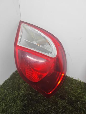 RENAULT 8200886944 Piloto trasero izquierdo  disponible España