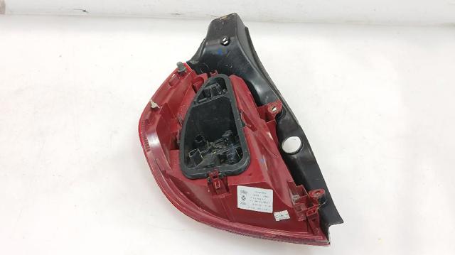 8200886946 RENAULT Piloto trasero derecho  en stock Córdoba