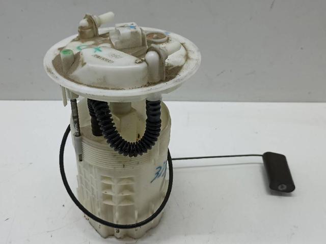 RENAULT 8200889199 Bomba de gasolina comprar Tarragona