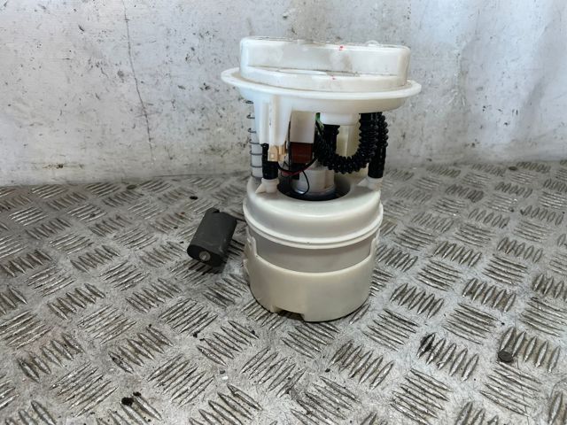 RENAULT 8200903683 Módulo de bomba de combustible con sensor de nivel de combustible  comprar en Ponferrada