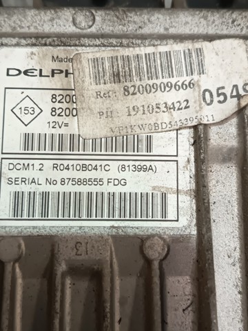 RENAULT 8200909666 ECU  en stock Salamanca