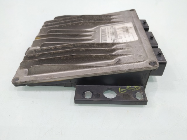 8200909666 RENAULT Unidad de control del motor (ECU)  disponible Vigo