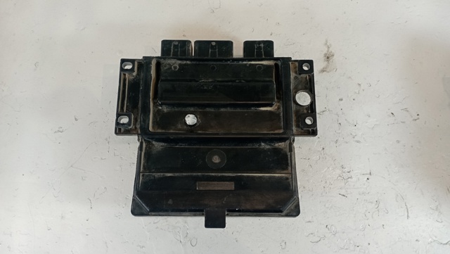 8200911560 ECU  en stock Sabadell