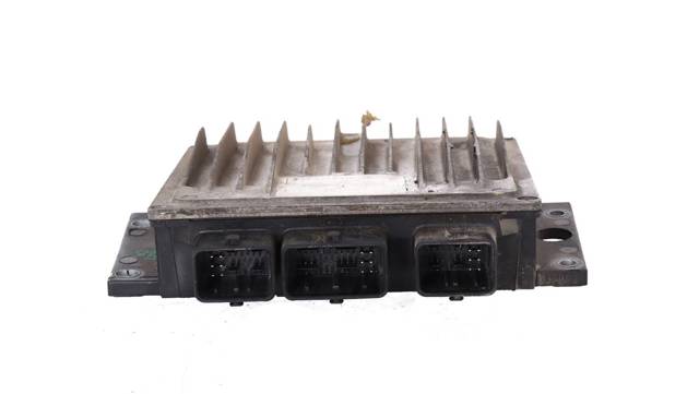 RENAULT 8200911560 Unidad de control del motor (ECU)  disponible Valladolid