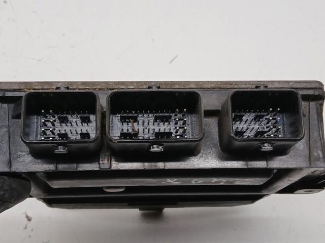 RENAULT 8200911560 ECU  en stock Terrassa