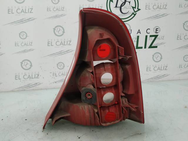 8200917488 Piloto trasero izquierdo comprar Girona