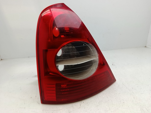 RENAULT 8200917488 Piloto trasero izquierdo comprar Pamplona