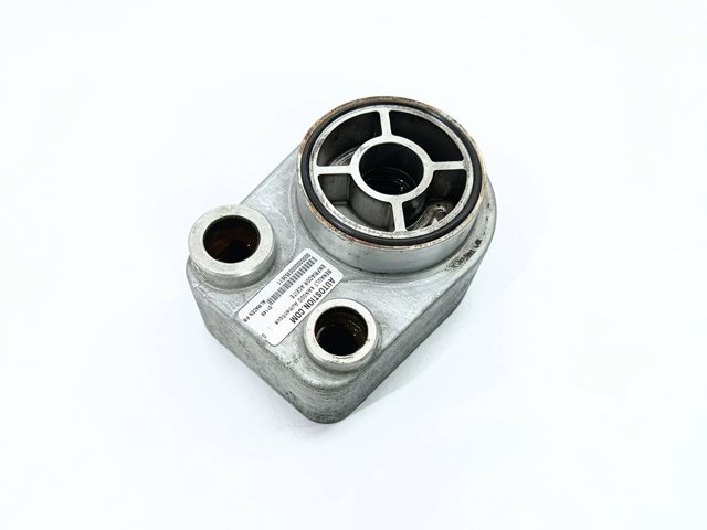 RENAULT 8200923115 Radiador de aceite debajo del filtro  disponible Valladolid
