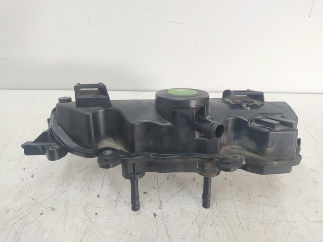 RENAULT 8200924262 Tapa de balancines  disponible España