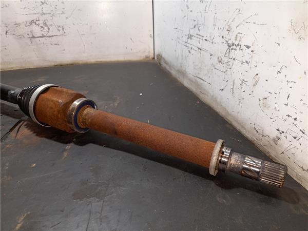 RENAULT 8200934677 Semieje delantero derecho  disponible Lugo