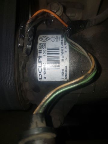 8200940233 RENAULT Compresor de aire acondicionado  en stock Gandía