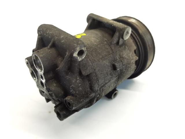 RENAULT 8200940837 Compresor de aire acondicionado  en stock Terrassa