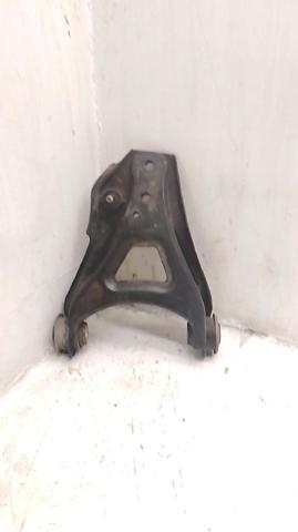 8200942407 RENAULT Brazo inferior izquierdo de la suspensión delantera  comprar en Lleida