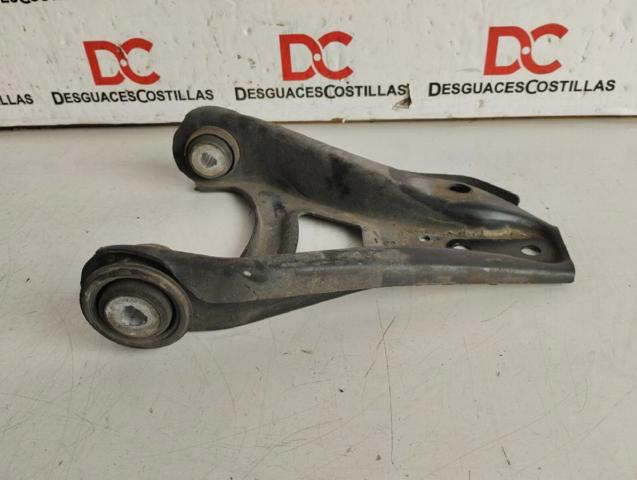 RENAULT 8200942407 Brazo inferior izquierdo de la suspensión delantera comprar Barcelona