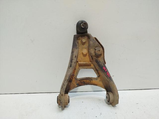 8200942408 Brazo inferior derecho de la suspensión delantera comprar Almería
