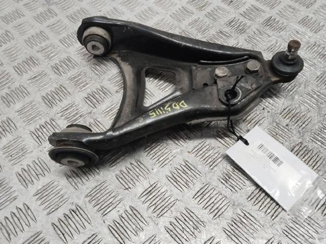 8200942408 RENAULT Brazo inferior derecho de la suspensión delantera comprar Alcalá