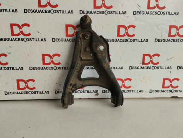 RENAULT 8200942408 Brazo inferior derecho de la suspensión delantera comprar Tarragona