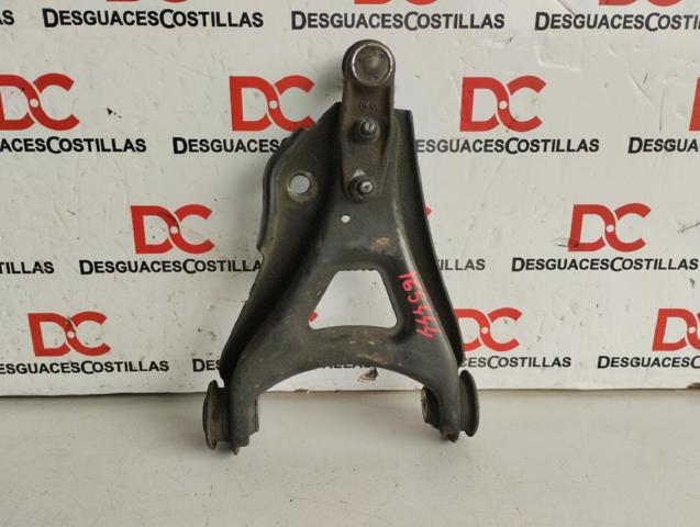 8200942408 RENAULT Brazo inferior derecho de la suspensión delantera comprar Bilbao