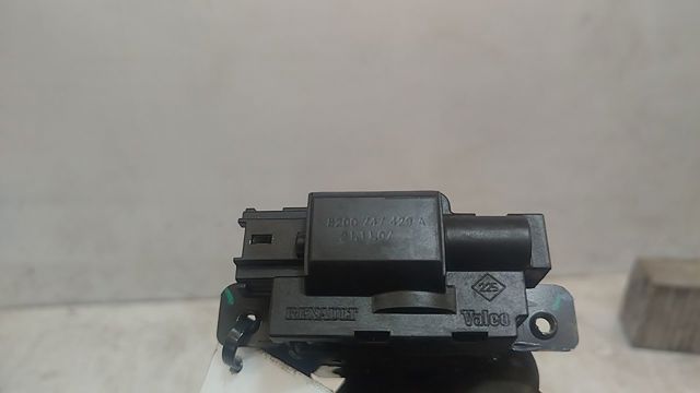 8200948107 RENAULT Cerradura de tapa de maletero  comprar en Lleida