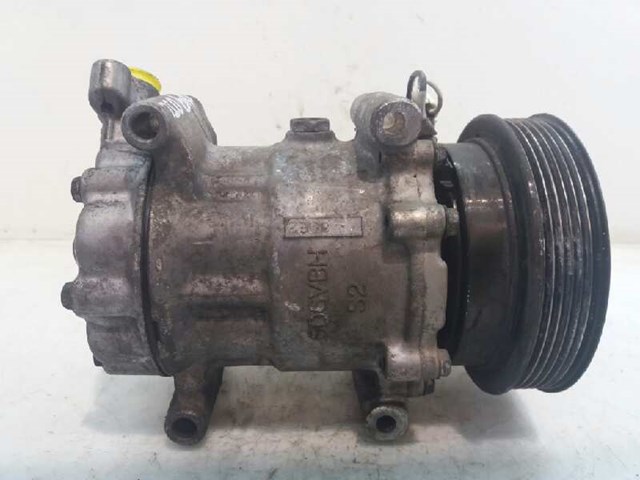 RENAULT 8200953358 Compresor de aire acondicionado  en stock Terrassa