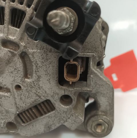 8200960533 RENAULT Alternador comprar Bilbao