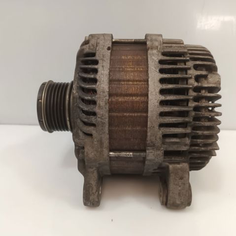 8200960533 RENAULT Alternador  comprar en Oviedo