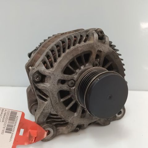 8200960533 RENAULT Alternador  en stock Huelva