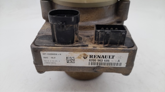 RENAULT 8200963686 Bomba de dirección asistida  comprar en Murcia