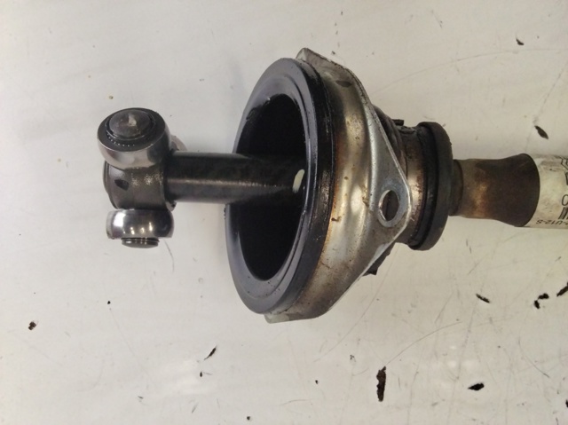 8200985010 Semieje delantero izquierdo comprar Sevilla
