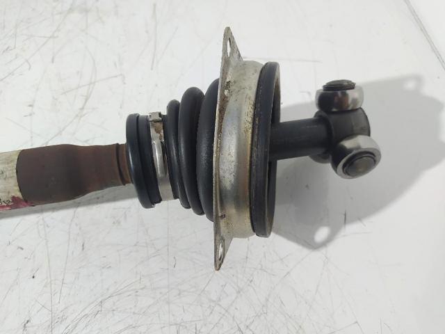 8200985010 Semieje delantero izquierdo  disponible Utrera