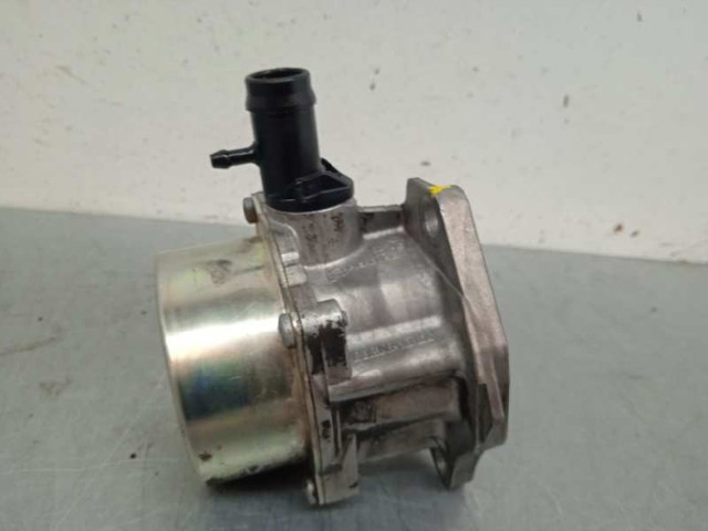 NISSAN 8201005306 Bomba de vacío  en stock Salamanca