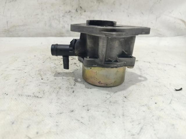 RENAULT 8201005306 Bomba de vacío  comprar en Ponferrada