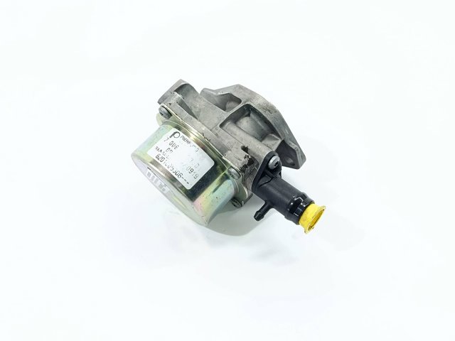 8201005306 RENAULT Bomba de vacío comprar Madrid