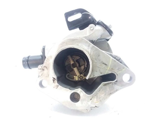 8201005306B RENAULT Bomba de vacío  en stock Gandía