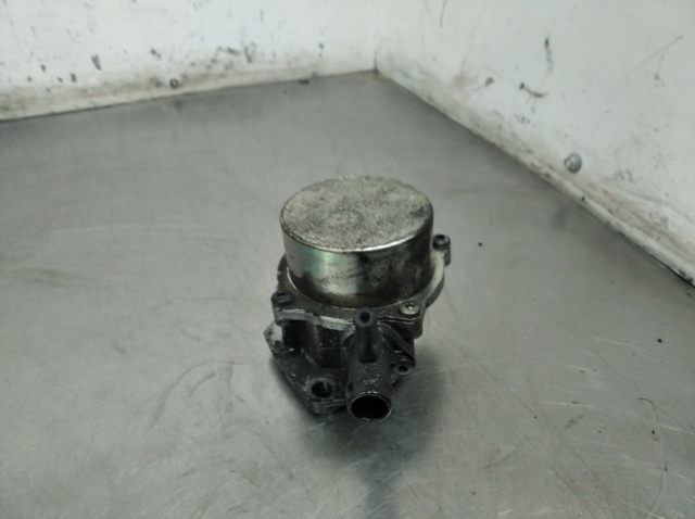 RENAULT 8201005306B Bomba de vacío comprar Pamplona