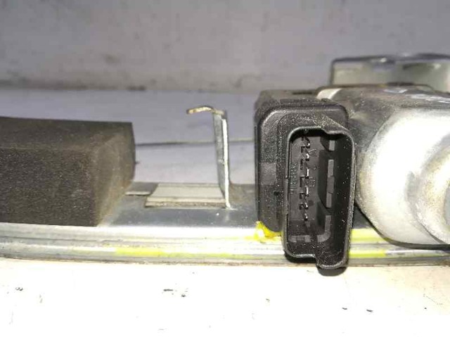 RENAULT 8201010921 Mecanismo de elevalunas de la puerta trasera derecha  en stock Valencia
