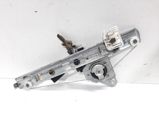 8201010921 RENAULT Mecanismo de elevalunas de la puerta trasera derecha  en stock Huelva