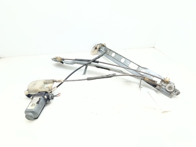 8201010925 RENAULT Mecanismo de elevalunas de la puerta delantera derecha  disponible Vigo