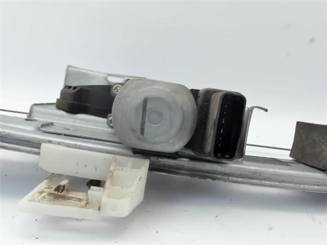 8201010935 RENAULT Mecanismo de elevalunas de la puerta trasera izquierda comprar Alcalá