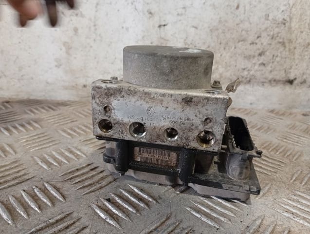 8201011838 Renault (RVI)