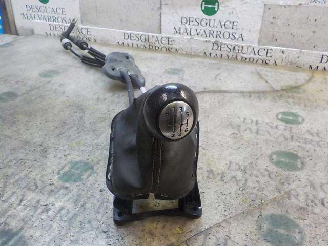 RENAULT 8201021402 Palanca de cambios comprar Barcelona