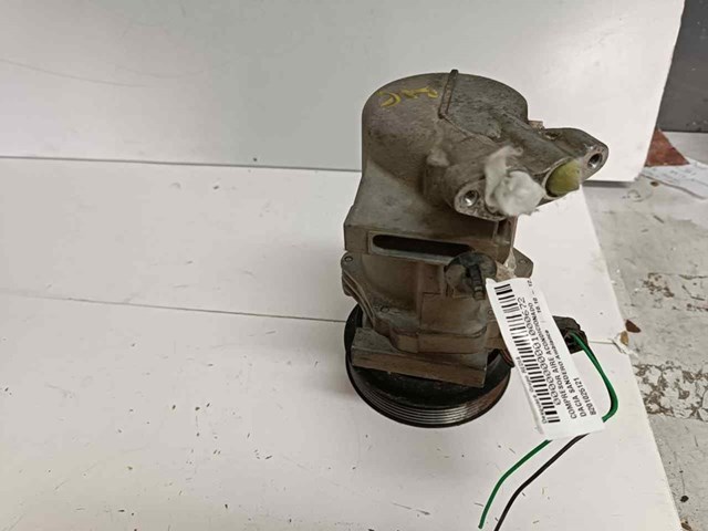 8201025121 RENAULT Compresor de aire acondicionado  comprar en Jaén
