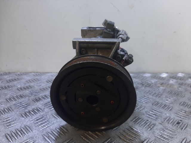 8201025121 RENAULT Compresor de aire acondicionado  disponible Alicante