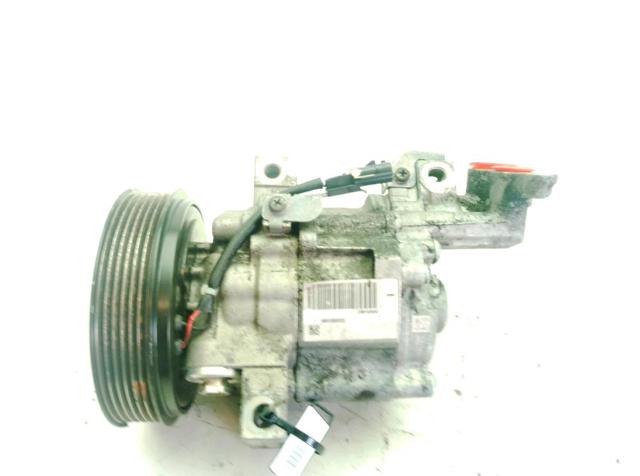 RENAULT 8201025121 Compresor de aire acondicionado  disponible Lugo
